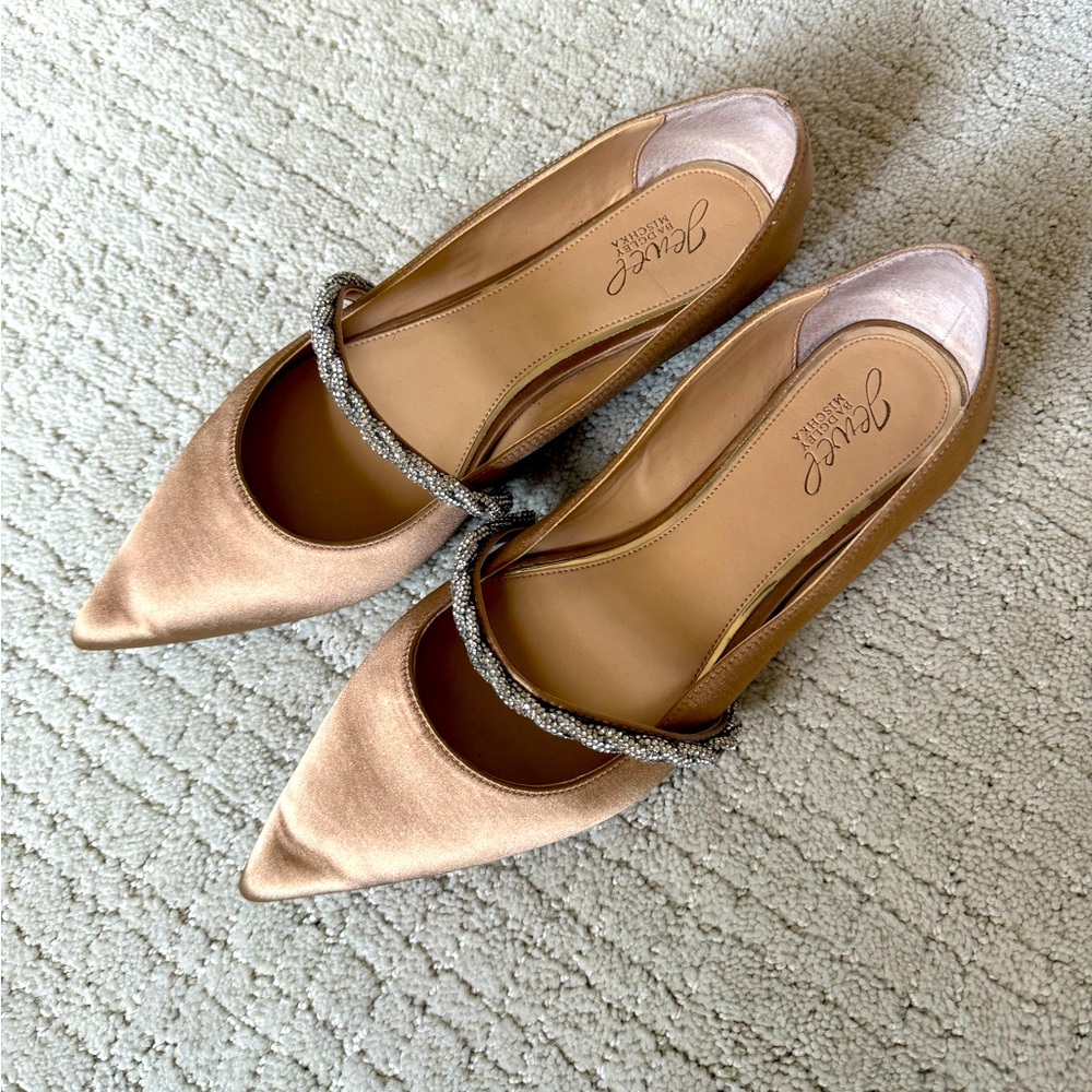Jewel Badgley Mischka Flats Beige Size 8.5